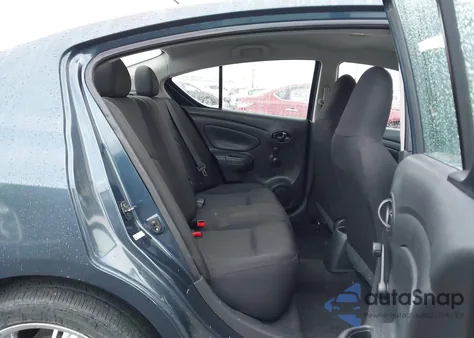 2017 Nissan Versa 1.6 S из США, поврежденный, VIN 3N1CN7AP1HL884325